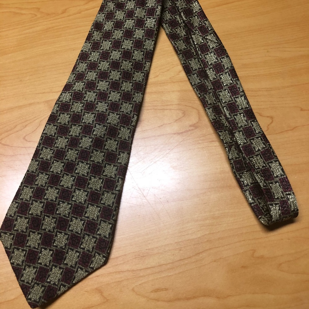 GIVENCHY tie